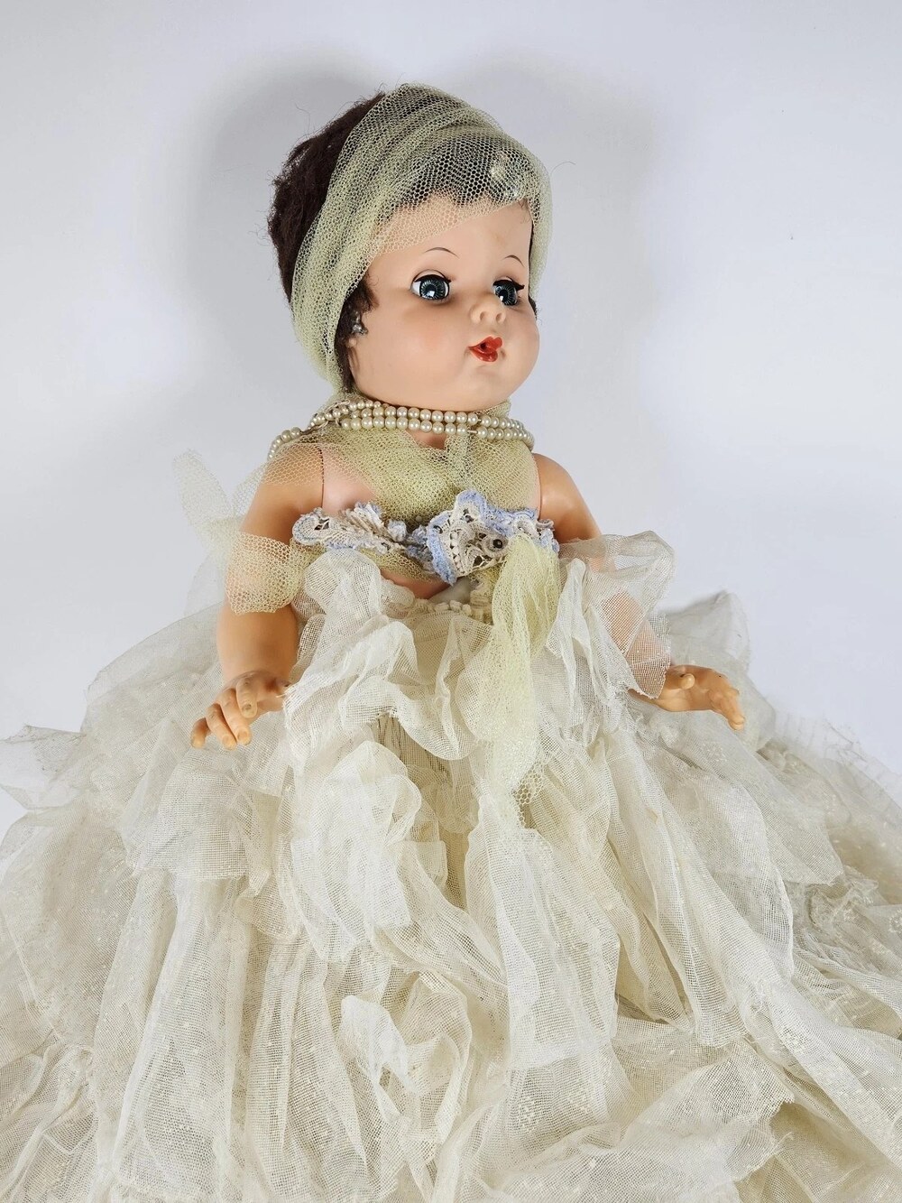 Vintage 1950's American Character Sweet Sue Doll Sleep Eyes Gown Elegant